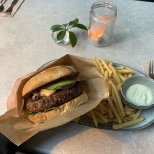 Bean patty burger  at Skrymslet Under Trappan in Norrkoping