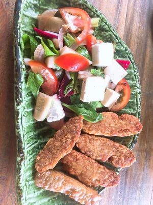  at Benny's Vegan in Battambang