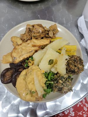 filling and healthy at El Jardin Vegetariano in Panama City