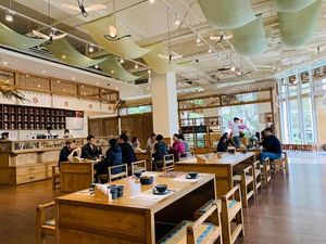 Comfortable seats and easy environment  at Shàn Guǒ Táng - 善菓堂 in Zhubei