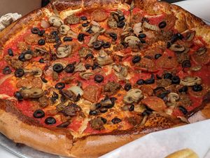 The vegan cowboy minus the vegan cheese at Fat Daddy's Pizzeria in Provo