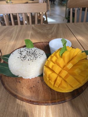 Mango sticky rice at Green Friday in Shanghai