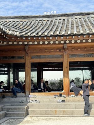   at Cafe Onion in Seoul