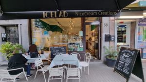 Front at IceLab NiceCream Creations in Antwerpen