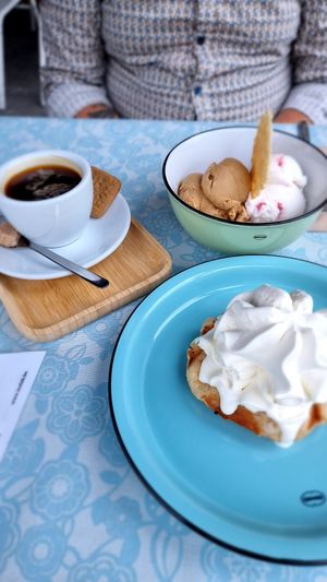 Luikse wafel, icecream and coffee at IceLab NiceCream Creations in Antwerpen