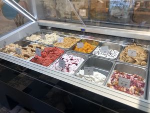flavours  at IceLab NiceCream Creations in Antwerpen