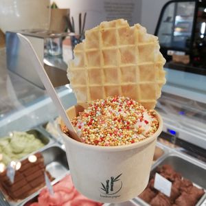 Disco dip 😍 at IceLab NiceCream Creations in Antwerpen