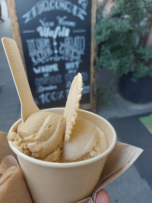 Coffee & hazelnut at IceLab NiceCream Creations in Antwerpen