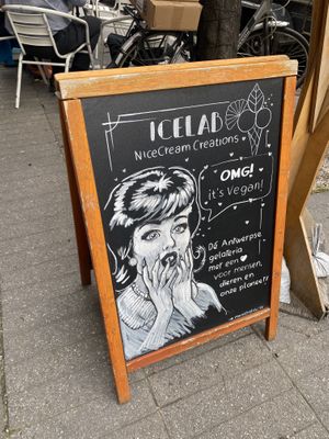   at IceLab NiceCream Creations in Antwerpen