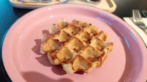 Luikse waffle at IceLab NiceCream Creations in Antwerpen