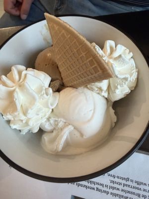   at IceLab NiceCream Creations in Antwerpen