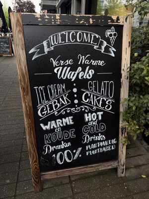   at IceLab NiceCream Creations in Antwerpen