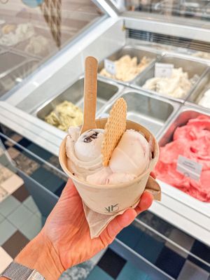   at IceLab NiceCream Creations in Antwerpen