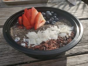 Acai bowl at Flatbread & Butter in St Petersburg