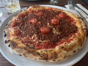 Volognaise pizza   at Da Noi in Dusseldorf
