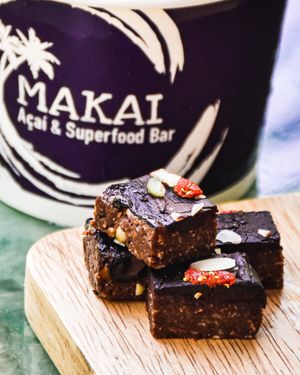 Raw vegan brownies at MAKAI - Soi 101 in Bangkok