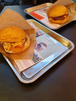 No chicken and double cheeseburger at Bun2Bun -  Punavuori in Helsinki