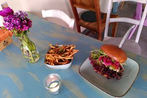 THE VEGETARIAN CHAMPION at Rohr's Craft Burger in Landau