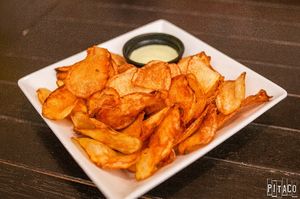 Batata chips doce ou inglesa.  at Pitaco in Recife