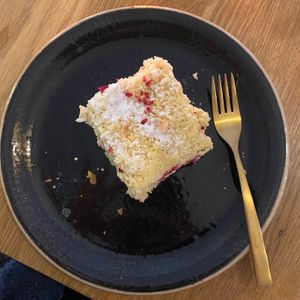 Kohupiimakook at Kringel in Tallinn