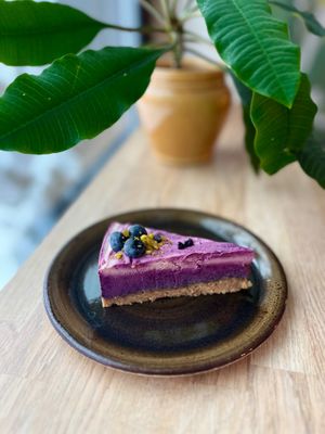 Lemon-blueberry cake at Kringel in Tallinn