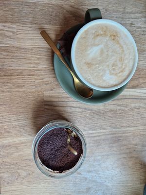 Cafe latte and tiramisu at Kringel in Tallinn