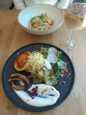 Potato cutlets and #icecoffee at Kringel in Tallinn