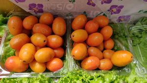 Seriguela at Mercado Municipal in Sao Paulo