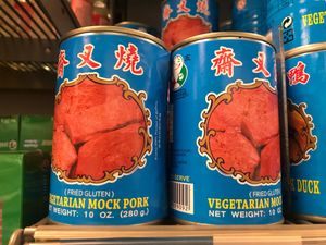 Mock Pork at Dun Yong  in Amsterdam