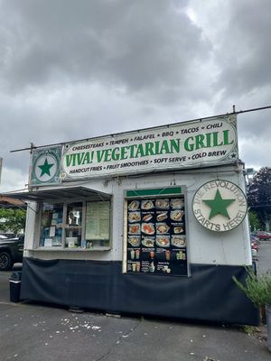 Front at Viva! Vegetarian Grill - Food Cart in Eugene
