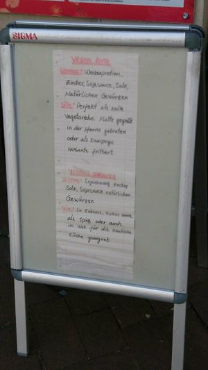 Description of faux meat at Thuy Phat Sushi Express in Hannover