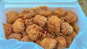 vegan chicken  at Thuy Phat Sushi Express in Hannover