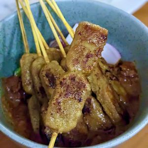 Love Handle Satay with Peanut Sauce at Love Handle in Central Singapore