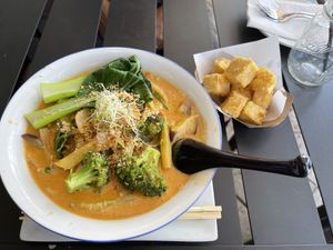 Vegan peanut ramen at Ichi Ni San in Daytona Beach