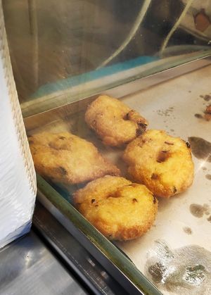 Vadai at Heavens in Central Singapore