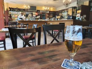 Für ein Bahnhofsrestaurant erstaunlich gemütlich. at Don Camillo - Europaplatz in Graz