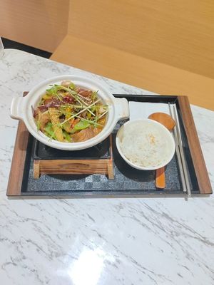 麻油菇煲鍋 at Vegan Life 璽恩軒蔬食 - Xǐ Ēn Xuān Shū Shí in New Taipei City