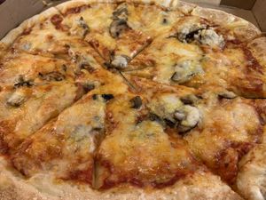 VG margarita with mushrooms   at Papa John's in Gateshead