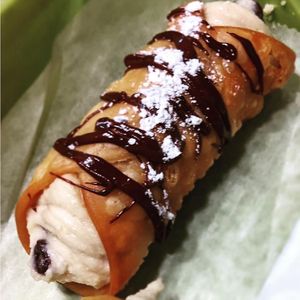 Kaboom Kitchen’s Vegan Cannolis! at Dunedin Vegan Deli in Clearwater