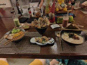 Noodle soup (left) Sushi and Enoki Tempura (middle) Ramen (right). For drinks the Matcha and the Chocolate. at Tian Yun Vegan 天云蔬食 in Penang