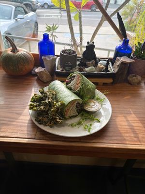 Luna Tuna Magic   at Peace Pies in San Diego