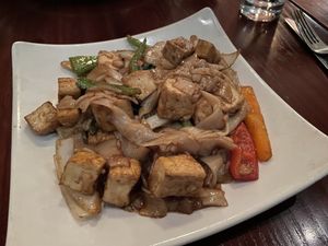 Drunken noodles - ask for vegan style with tofu  at White Orchids in Center Valley