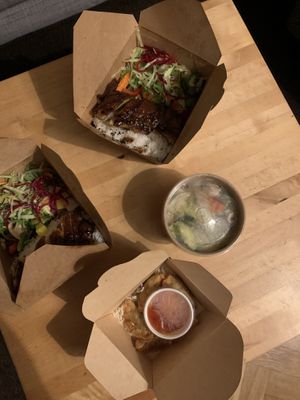 Suppe, Reis mit Ente und Gyoza  at An Chay in Leipzig