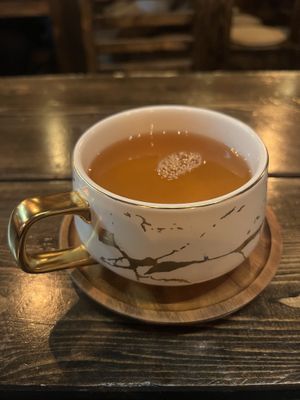 Yasmin Tea  at An Chay in Leipzig