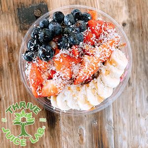 Thrive Pitaya Bowl at Thrive Juice Lab in Newport Beach