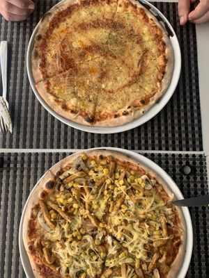 Margarita and chicken, both veganised  at La Pizza in Tavira