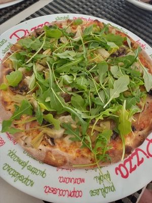  at La Pizza in Tavira