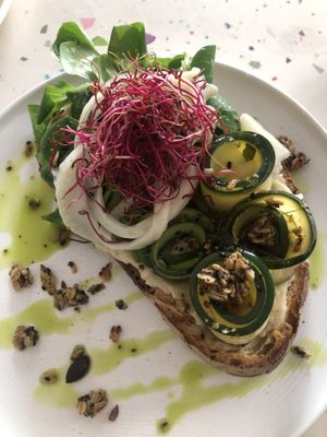 close up - look at that beauty   at Greenfinch in Berlin