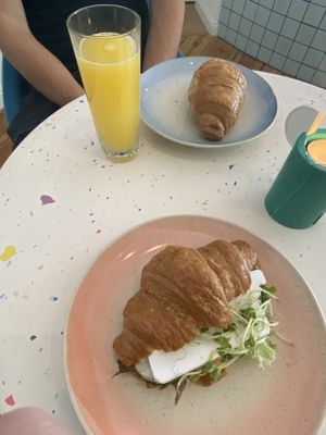 (Stuffed) croissants at Greenfinch in Berlin