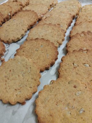Biscotti veg senza glutine alla vaniglia e semi at Agriturismo Ca' del Lupo in Pontremoli